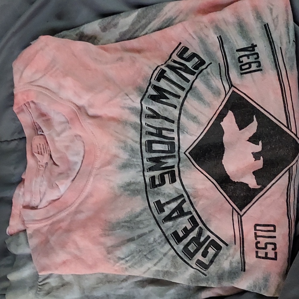 Smoky mtns long sleeve top. Size XL